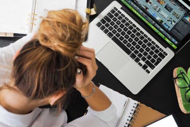 Дистанційне навчання підвищує ризик депресії у старших школярів