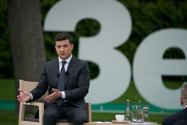 На Тернопільщині районна рада закликала піти у відставку… президента