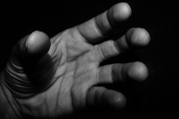 Полтавчанин у медичній масці вчиняв сексуальне насильство над жінками у вбиральнях ТЦ «Епіцентр»