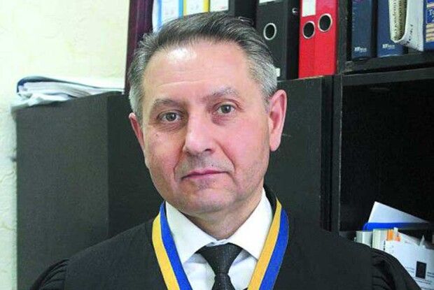 Суд зобов’язав ДБР відновити «справу про Томос»