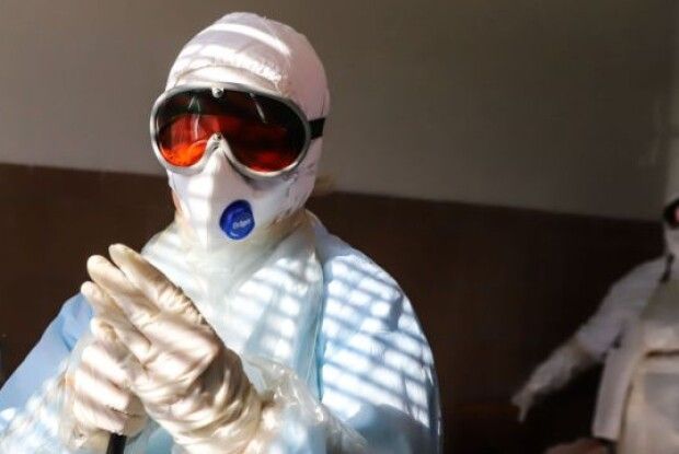 Скільки надбавок отримують волинські лікарі, які лікують хворих на коронавірус