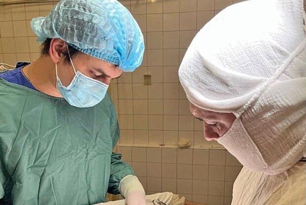 Витягли з того світу: 30-грамовий уламок пробив воїну сонну артерію