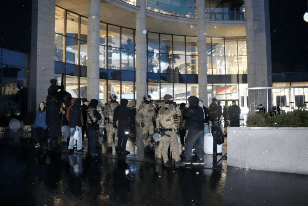 В Україні масово б'ються підлітки: поліція заблокувала 18 каналів, повʼязаних з ПВК «Редан»