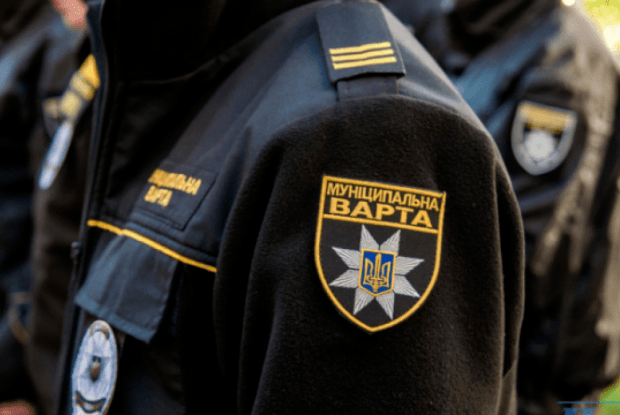 Безпідставно зупиняють через відео ДТП зі службовим авто: луцькі муніципали скаржаться на патрульних