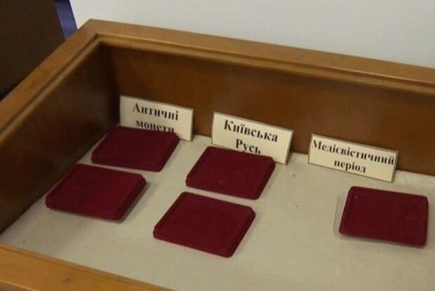 У Новоград-Волинському злодії обікрали музей