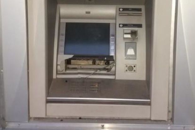 Невідомі вночі підірвали банкомат у Харкові