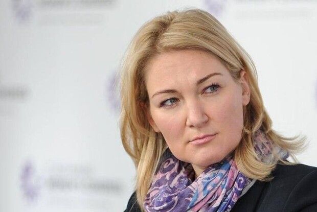 «Під час загострення на Сході Зеленський має бути  не в Катарі, а на фронті»
