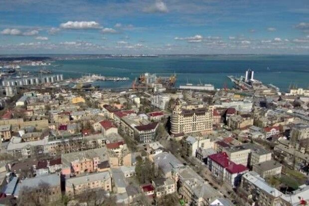 Перлина біля моря запрошує книгоманів