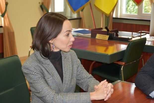 Мер Луцька зустрівся із зіркою балету Катериною Кухар