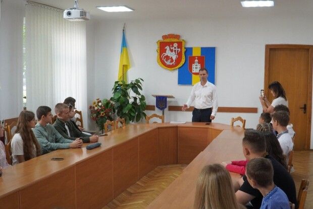 На Волині талановита молодь отримала стипендії міського голови