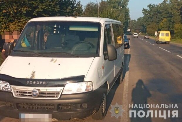 На Волині дівчина вистрибнула з авто під час руху і загинула (Фото)