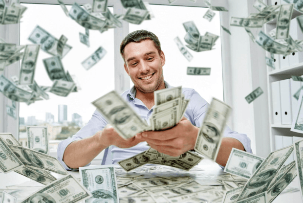 У Луцьку побільшало мільйонерів