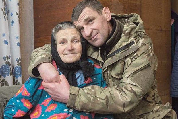 Держава, за яку ти йшов на смерть, не може кинути тебе напризволяще. Чи не так, пане губернаторе?