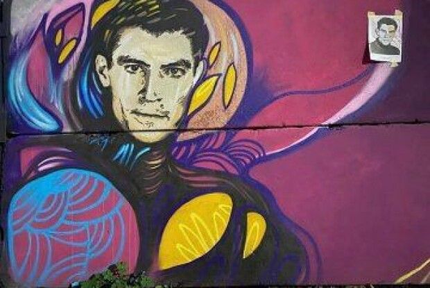 У Володимирі-Волинському з'явився мурал із зображенням Стуса