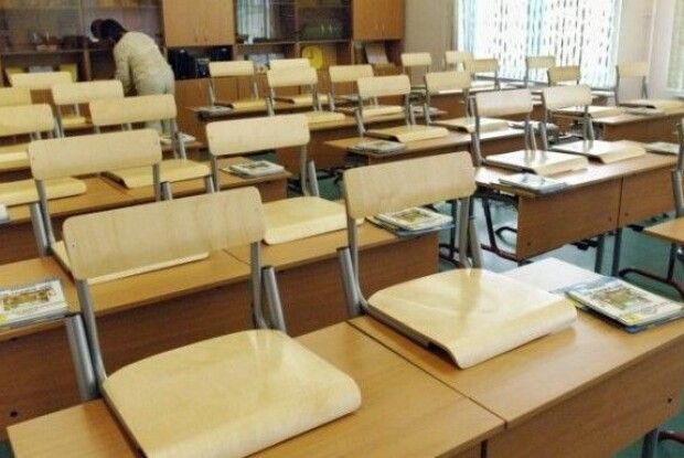 У Латвії будуть перевіряти біографії вчителів