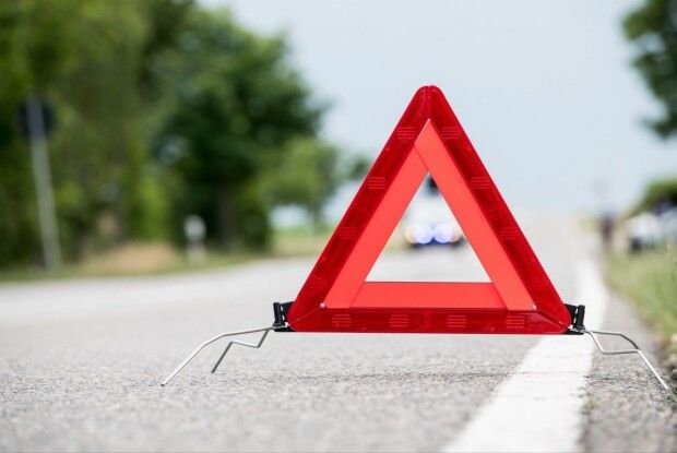 На Волині злетів у кювет мотоцикл: молоді хлопці потрапили в лікарню