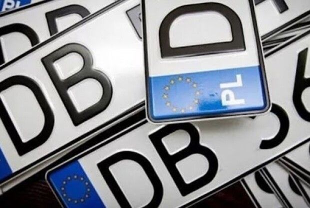 Повідомили, скільки євроблях розмитнили за новою схемою і скільки мільйонів надійшло в бюджет за півтора місяці 