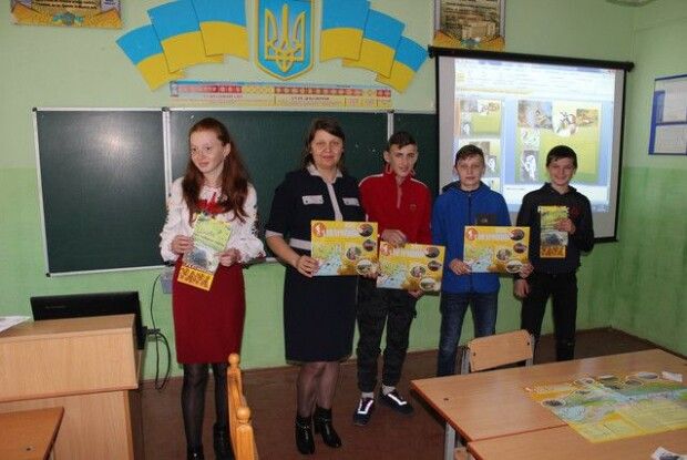 Як у Цирській гімназії на Любешівщині зустрічали птахів