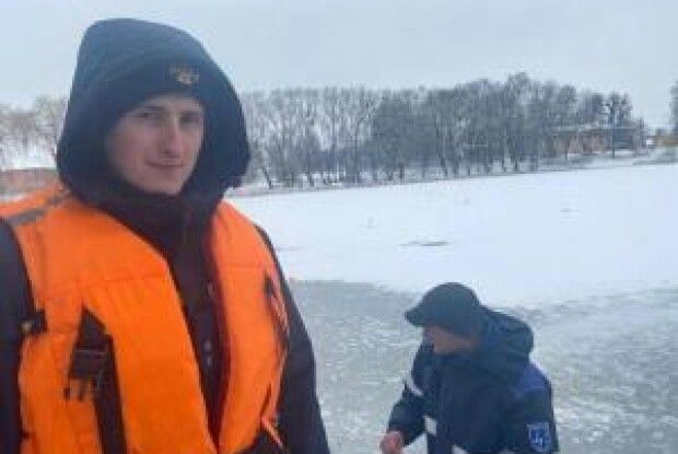 На ледь замерзлих водоймах вже ловлять рибу