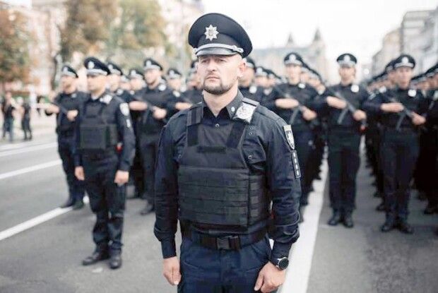 Рівненський коп – ​у голові колони патрульних