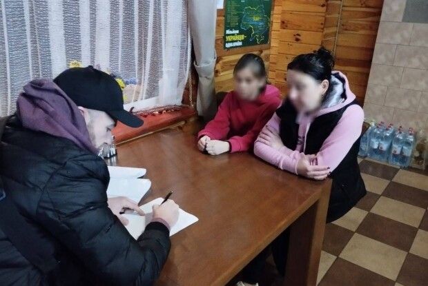 Поліцейські Рівненщини відшукали трьох грибників