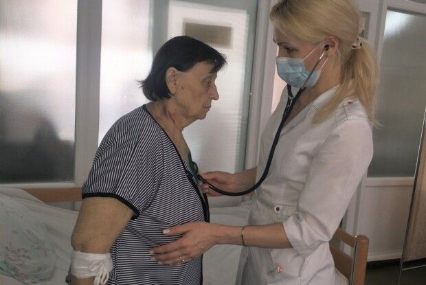 У Ковелі 78-річній жінці зробили унікальну операцію на відкритому серці