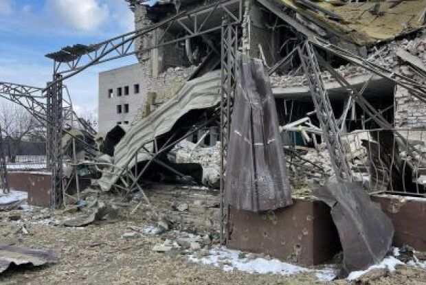 Щоб вийти на адмінмежу, росіяни б’ють по населених пунктах Луганщини з усіх видів важкого озброєння