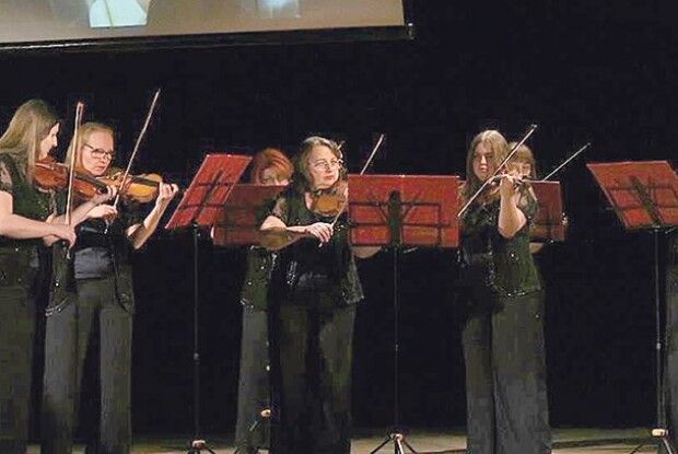 Поезія і пісня на вечір стали молитвою