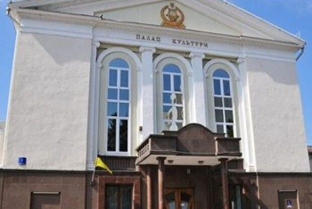  ПрАТ «Волиньобленерго» відповіло на звинувачення у нереагуванні на пожежу в Палаці культури