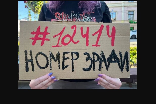 Маленька авторитарна країна ніколи не зможе перемогти велику авторитарну країну