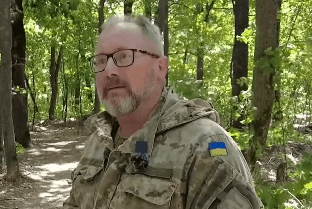 «Професор» з Волині у вільний час читає лекції для бійців-прикордонників (Відео)