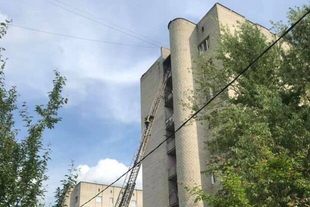 У Ковелі вогнеборці врятували життя дитини і трьох дорослих
