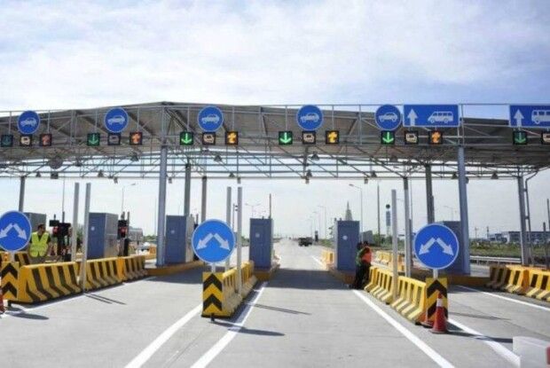 Платних доріг в Україні багато не буде
