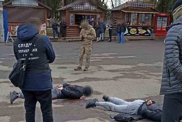Знущалися чотири місяці: молодики на Рівненщині вимагали неіснуючі борги