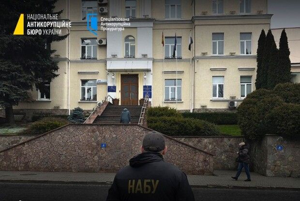 30 тисяч доларів за забудову: НАБУ повідомило підозру депутату Луцькради
