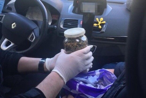 Повідомлено про підозру поліцейському, який організував на Волині наркоугруповання