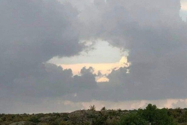 Вона... Вона для нас таємниця