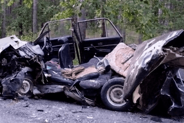 Внаслідок жахливої автоаварії на Волині четверо дітей залишились без батька, мама в лікарні