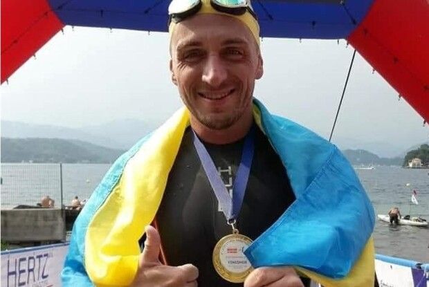 З нагоди 30-річчя Незалежності українець переплив Ла-Манш