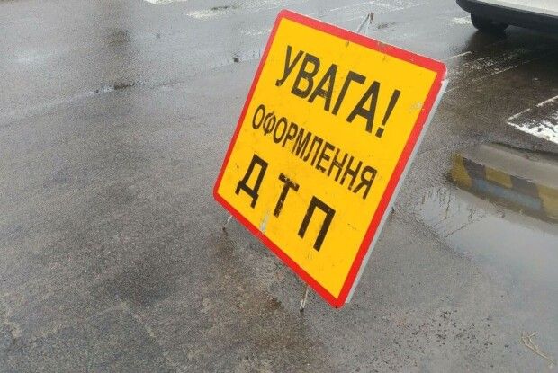 ДТП на Волині: чоловік зненацька вибіг на дорогу (Відео) 