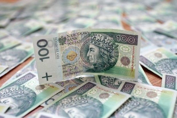 Із хати волинянина винесли понад 75 000 гривень