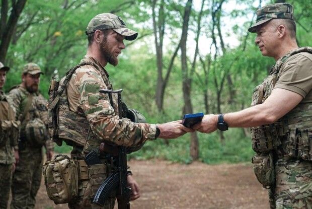 Володар «Золотого хреста» повернувся з пекла полону, щоб далі бити ворога