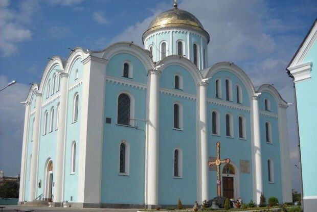 На Волині депутати вимагають не продовжувати договір церкві, яка підпорядковується мп