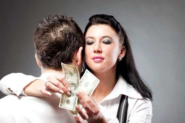 Як мене хотіли дівчата… «продинамити» в ресторані