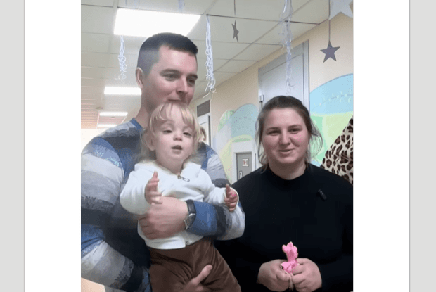 За життя Дюймовочки з Волині, яка народилася вагою 780 грамів, майже два місяці боролися луцькі лікарі