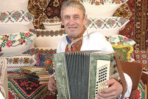 Понад 700 пісень написав Микола Гапонюк із села Лички Ківерцівського району