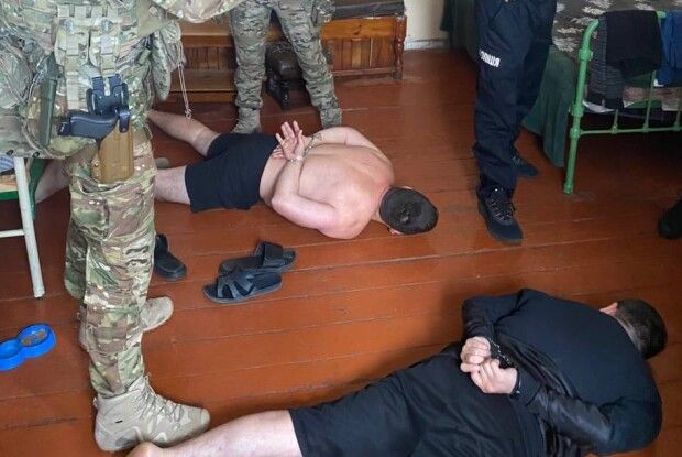 Волинянина-«смотрящого» і 6 його спільників судитимуть за наркобізнес в колонії на Рівненщині 