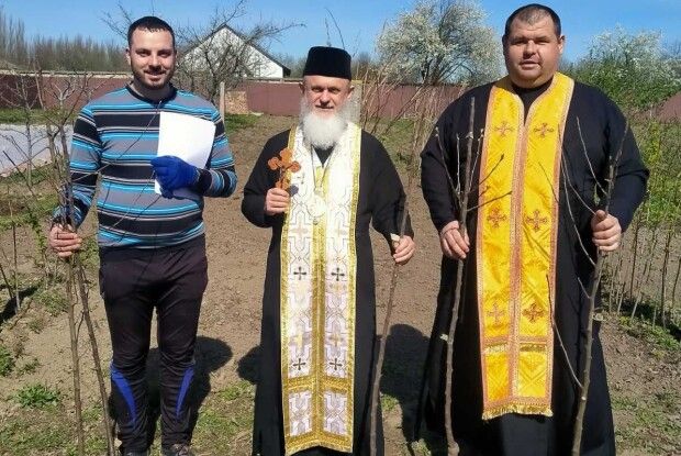 На резиденції Луцького екзарха посадили особливий сад