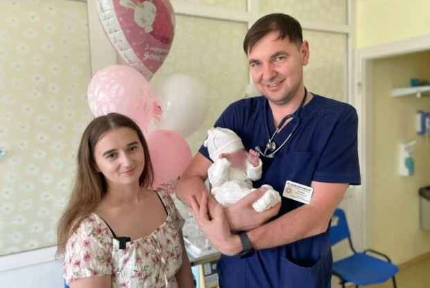 Дюймовочка-Марічка була лише  30 см на зріст і важила 600 г