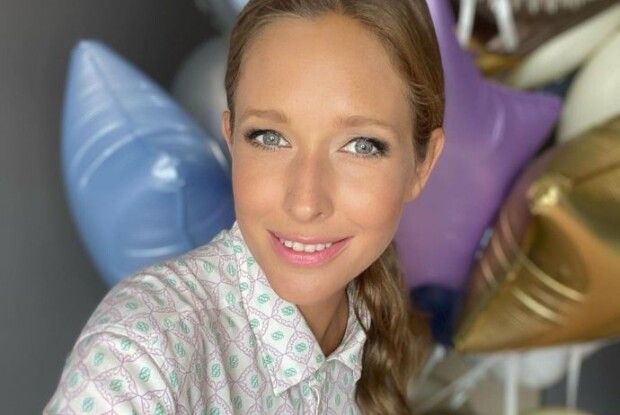 Катерина Осадча через добу після пологів вийшла в ефір